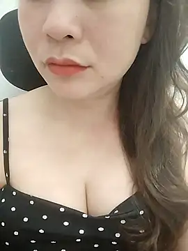 Girl Shy2000 online show from May 2026 12:21:01 PM