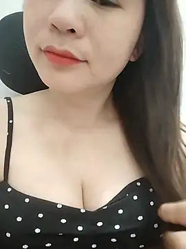 Girl Shy2000 online show from May 2026 09:18:01 PM