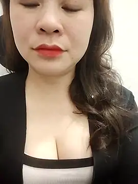 Girl Shy2000 online show from February 2026 03:34:02 PM