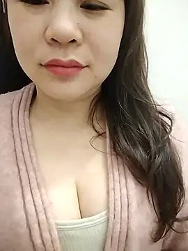 Girl Shy2000 online show from February 2026 10:32:01 PM