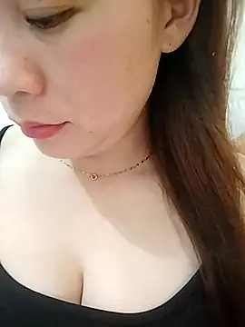 Girl Shy2000 online show from October 2025 04:25:02 AM