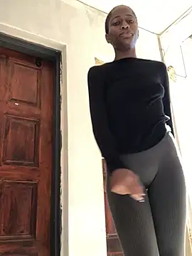 Caramel102004 online show from May 2026 10:32:01 AM