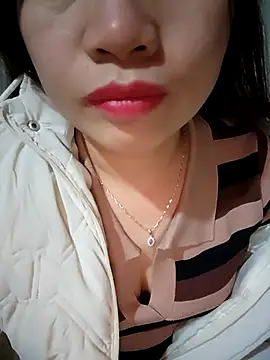 Snapshot of Meoweo_23 chatting on November 2025 02:18:01 PM Meoweo 23 online show from November 2025 02:18:01 PM