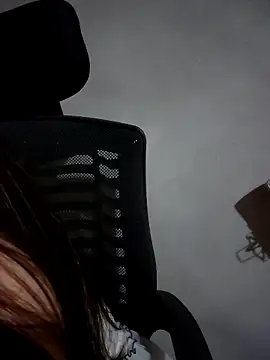 Snapshot of Meoweo_23 chatting on November 2025 02:11:01 PM Meoweo 23 online show from November 2025 02:11:01 PM