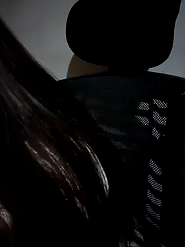 Snapshot of Meoweo_23 chatting on December 2025 08:47:01 PM Meoweo 23 online show from December 2025 08:47:01 PM