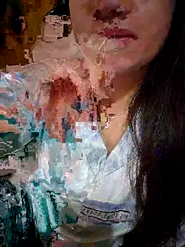 Snapshot of Meoweo_23 chatting on November 2025 04:22:01 AM Meoweo 23 online show from November 2025 04:22:01 AM