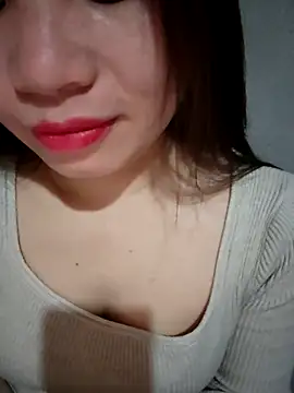 Snapshot of Meoweo_23 chatting on November 2025 12:15:02 PM Meoweo 23 online show from November 2025 12:15:02 PM