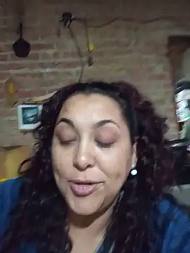 Snapshot of Lobizona chatting on June 2026 06:12:02 PM Lobizona online show from June 2026 06:12:02 PM