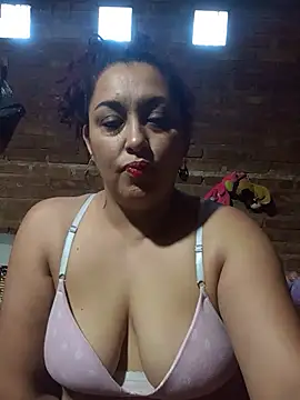 Snapshot of Lobizona chatting on June 2026 07:01:01 PM Lobizona online show from June 2026 07:01:01 PM