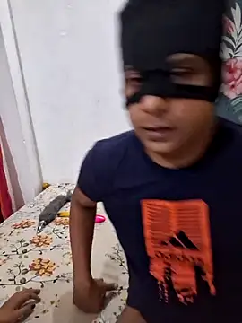 Snapshot of shani_taniya chatting on November 2025 04:44:01 PM shani taniya online show from November 2025 04:44:01 PM