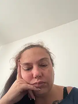 Snapshot of Eleanorxx chatting on September 2025 12:33:01 PM Eleanorxx online show from September 2025 12:33:01 PM