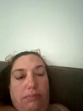 Snapshot of Eleanorxx chatting on September 2025 06:42:01 AM Eleanorxx online show from September 2025 06:42:01 AM