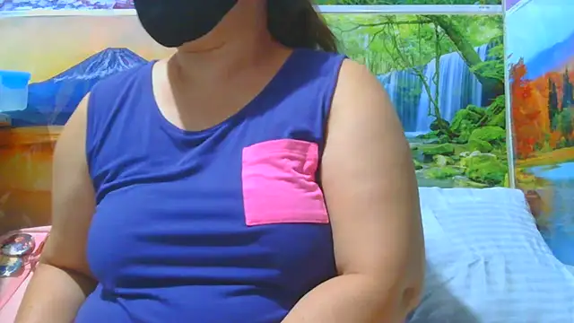 Kimkhaepretty online show from November 2025 02:42:01 PM