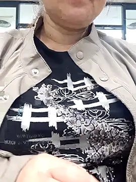 Kimkhaepretty online show from November 2025 03:38:01 AM