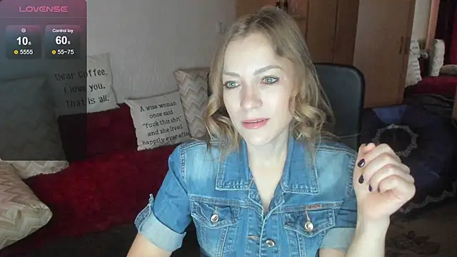 Snapshot of Tiffany_Bates chatting on June 2026 09:15:02 AM Tiffany Bates online show from June 2026 09:15:02 AM