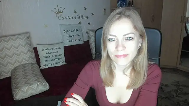 Tiffany Bates online show from October 2025 03:07:02 AM