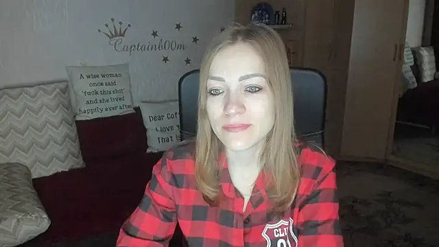 Tiffany Bates online show from November 2025 03:31:02 AM