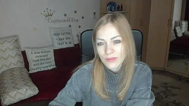 Tiffany Bates online show from October 2025 03:29:02 AM