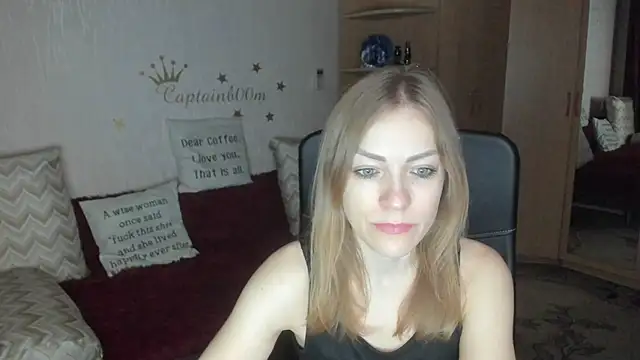 Tiffany Bates online show from October 2025 03:17:02 AM