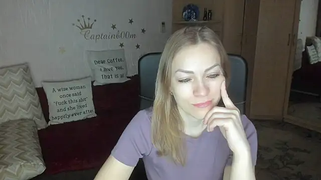 Tiffany Bates online show from December 2025 03:29:02 AM