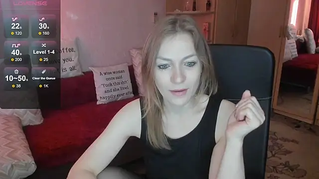 Snapshot of Tiffany_Bates chatting on June 2026 03:11:02 AM Tiffany Bates online show from June 2026 03:11:02 AM
