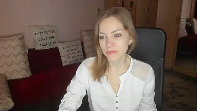 Tiffany Bates online show from March 2026 03:39:02 AM