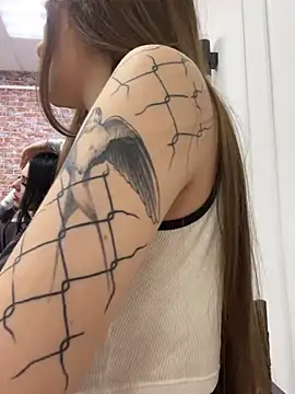 Luna Olsen online show from January 2026 04:30:02 AM