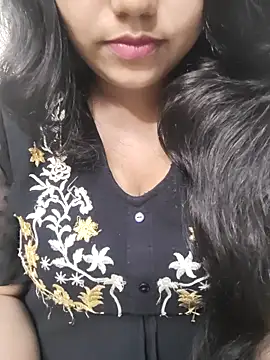 Snapshot of Miss_Rose__ chatting on October 2025 04:19:02 PM Miss Rose   online show from October 2025 04:19:02 PM