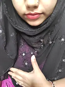 Miss Rose   online show from February 2026 11:04:01 PM