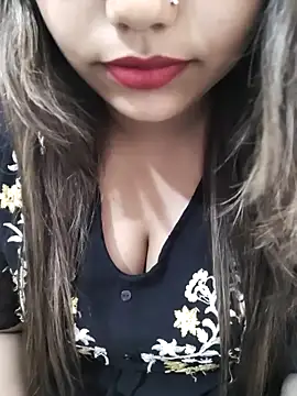 Miss Rose   online show from November 2025 06:33:02 PM