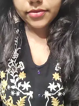 Snapshot of Miss_Rose__ chatting on October 2025 02:47:01 AM Miss Rose   online show from October 2025 02:47:01 AM