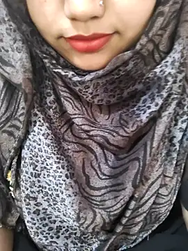 Miss Rose   online show from April 2026 06:48:02 AM