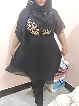 Miss Rose   online show from November 2025 07:03:01 PM