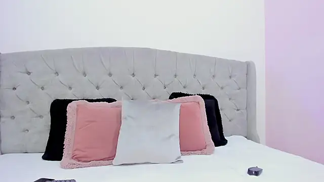 Snapshot of melevansxs chatting on November 2025 10:10:02 PM melevansxs online show from November 2025 10:10:02 PM