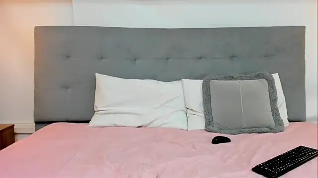 KelaniSilva online show from November 2025 08:34:02 PM