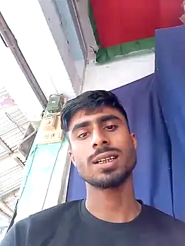 Snapshot of LesserUpset chatting on November 2025 08:29:02 AM LesserUpset online show from November 2025 08:29:02 AM