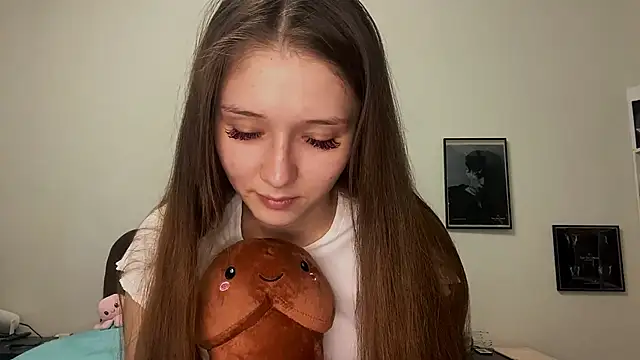 Denny Yorgeritai online show from October 2025 01:23:02 PM