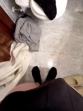 ruiiizz online show from April 2026 05:40:01 PM