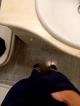 ruiiizz online show from March 2026 03:46:02 PM