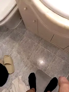 ruiiizz online show from March 2026 06:10:01 PM