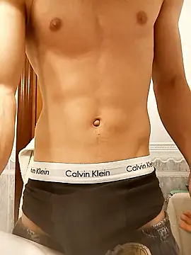 ruiiizz online show from April 2026 04:03:01 PM