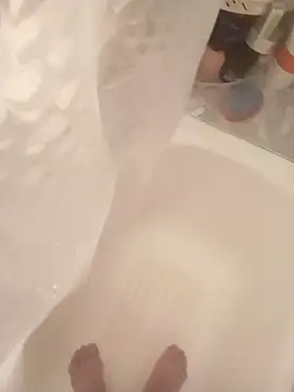 ruiiizz online show from March 2026 06:33:01 PM