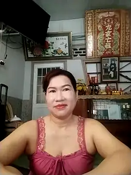 Snapshot of Tyty_xx chatting on October 2025 11:41:01 PM Tyty xx online show from October 2025 11:41:01 PM