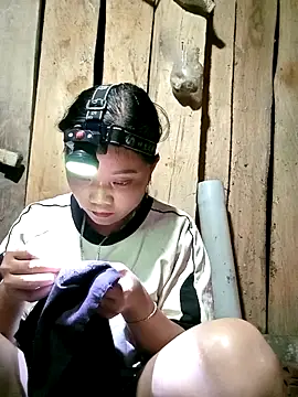 Samyy xx online show from October 2025 12:15:01 PM