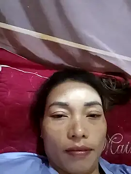 Snapshot of Phiny_xx chatting on October 2025 06:15:01 AM Phiny xx online show from October 2025 06:15:01 AM