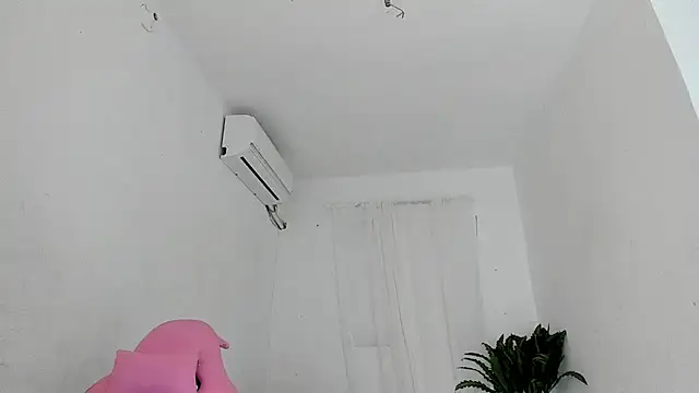 Snapshot of vanelope_smith chatting on November 2025 02:43:01 AM vanelope smith online show from November 2025 02:43:01 AM