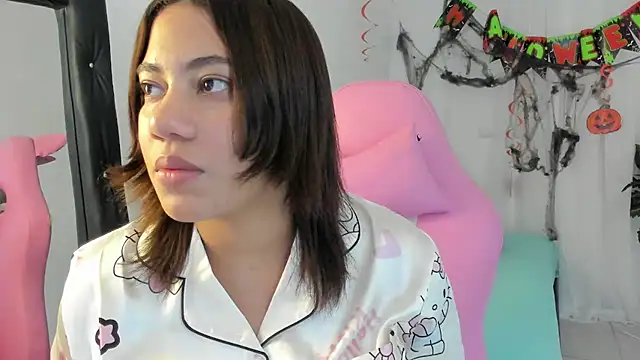 Snapshot of vanelope_smith chatting on November 2025 12:04:02 AM vanelope smith online show from November 2025 12:04:02 AM