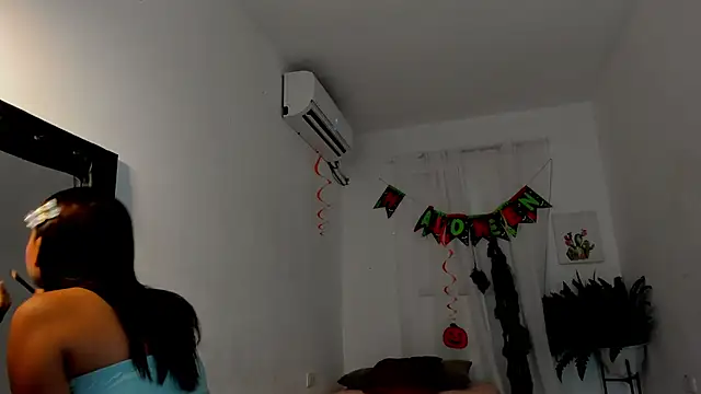 Snapshot of vanelope_smith chatting on October 2025 10:09:01 PM vanelope smith online show from October 2025 10:09:01 PM