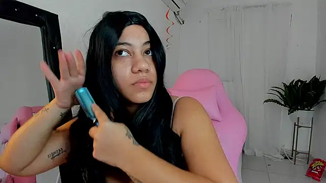 Snapshot of vanelope_smith chatting on November 2025 12:32:02 AM vanelope smith online show from November 2025 12:32:02 AM