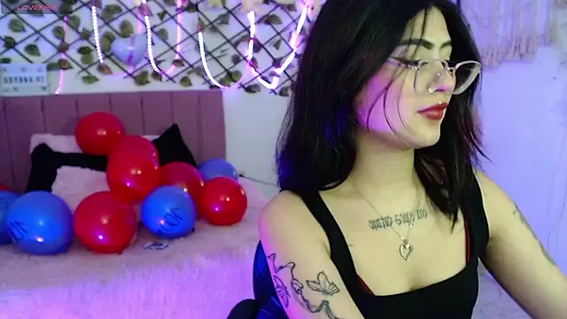 isa bunny18 online show from October 2025 02:26:01 AM